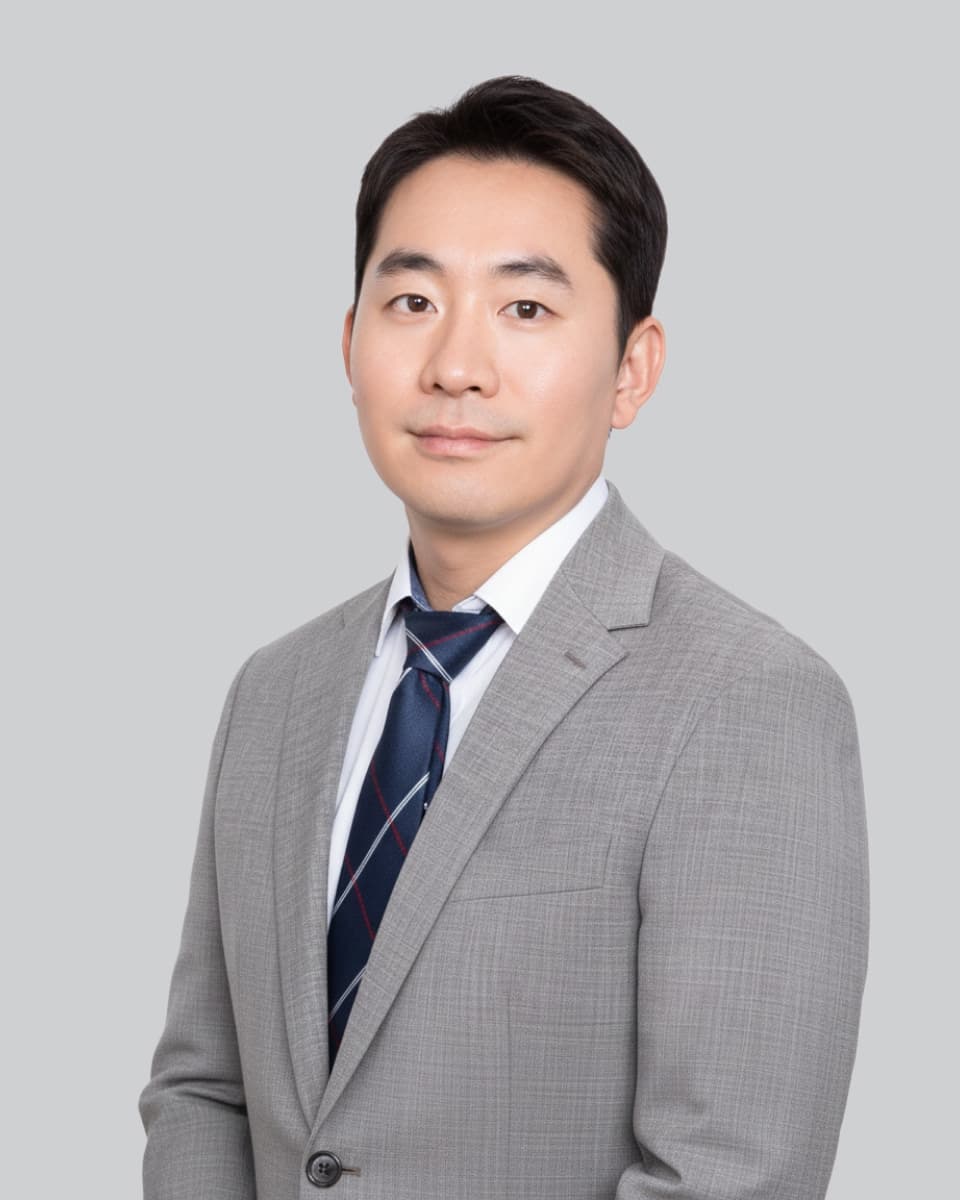 profile-portrait-이건주